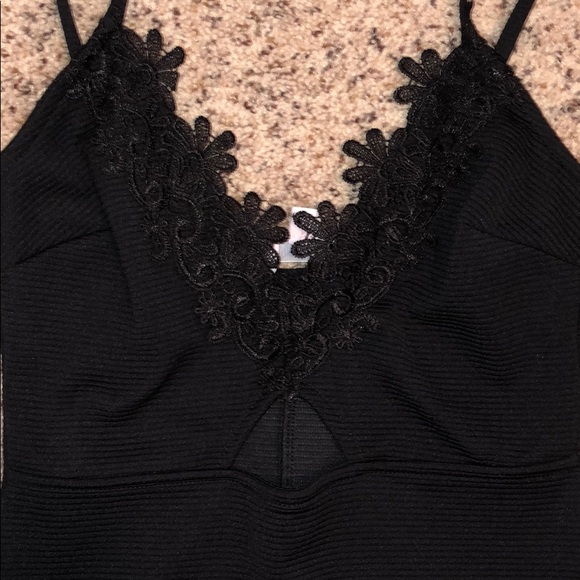 Miss Selfridge bodycon dress with lace cutouts - Picture 2 of 4